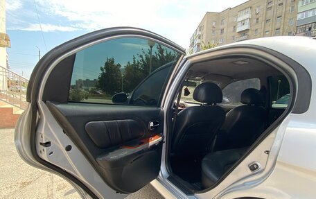 Hyundai Sonata IV рестайлинг, 2004 год, 480 000 рублей, 14 фотография