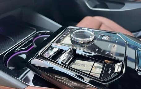 BMW 5 серия, 2024 год, 6 900 000 рублей, 10 фотография