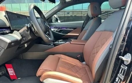 BMW 5 серия, 2024 год, 6 900 000 рублей, 5 фотография