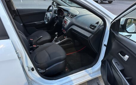 KIA Rio III рестайлинг, 2016 год, 820 000 рублей, 19 фотография