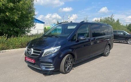 Mercedes-Benz V-Класс, 2017 год, 5 800 000 рублей, 1 фотография
