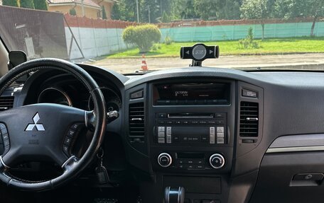 Mitsubishi Pajero IV, 2013 год, 2 300 000 рублей, 13 фотография