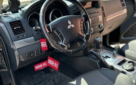 Mitsubishi Pajero IV, 2013 год, 2 300 000 рублей, 14 фотография