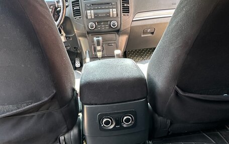 Mitsubishi Pajero IV, 2013 год, 2 300 000 рублей, 18 фотография