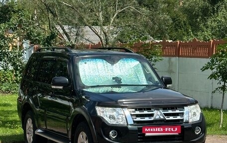 Mitsubishi Pajero IV, 2013 год, 2 300 000 рублей, 26 фотография