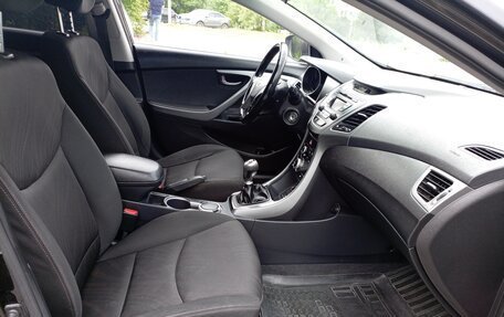 Hyundai Elantra V, 2015 год, 970 000 рублей, 7 фотография