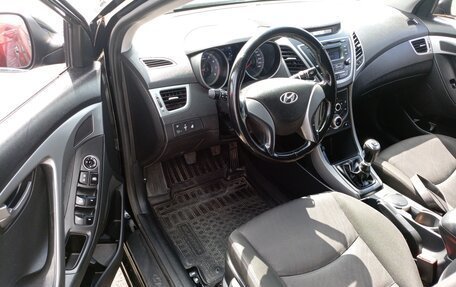 Hyundai Elantra V, 2015 год, 970 000 рублей, 4 фотография
