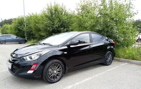 Hyundai Elantra V, 2015 год, 970 000 рублей, 12 фотография