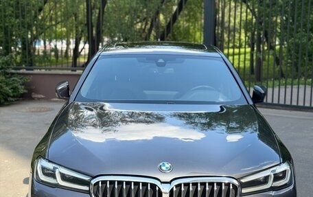 BMW 5 серия, 2020 год, 4 150 000 рублей, 2 фотография