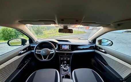 Volkswagen Taos, 2021 год, 2 100 000 рублей, 16 фотография