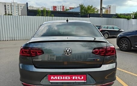 Volkswagen Passat B8 рестайлинг, 2017 год, 2 350 000 рублей, 12 фотография