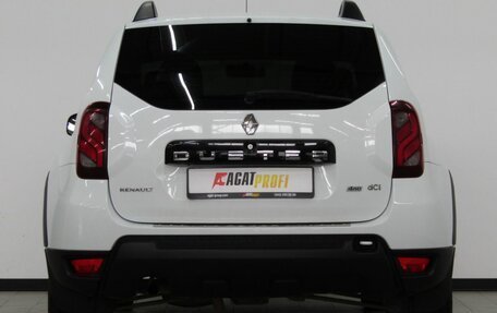 Renault Duster I рестайлинг, 2017 год, 1 077 000 рублей, 4 фотография