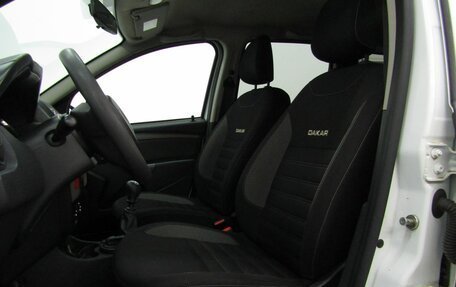 Renault Duster I рестайлинг, 2017 год, 1 077 000 рублей, 13 фотография