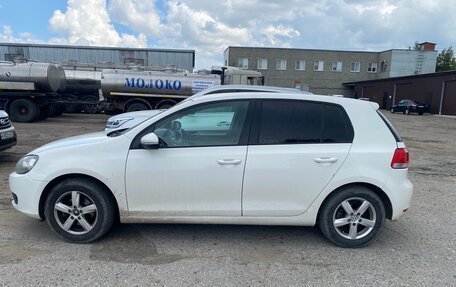 Volkswagen Golf VI, 2011 год, 630 000 рублей, 2 фотография