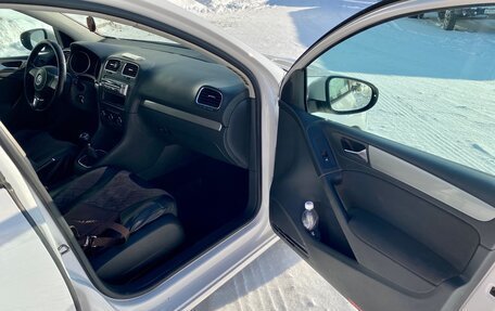 Volkswagen Golf VI, 2011 год, 630 000 рублей, 8 фотография