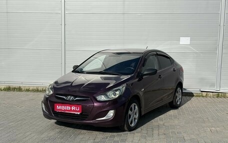 Hyundai Solaris II рестайлинг, 2012 год, 495 000 рублей, 1 фотография
