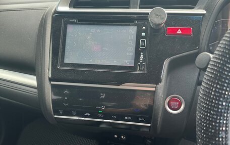 Honda Fit III, 2013 год, 950 000 рублей, 8 фотография