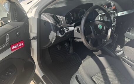 Skoda Octavia, 2011 год, 900 000 рублей, 10 фотография