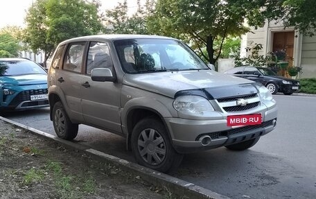 Chevrolet Niva I рестайлинг, 2012 год, 515 000 рублей, 2 фотография