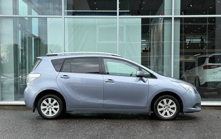 Toyota Verso I, 2011 год, 1 025 000 рублей, 8 фотография