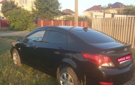 Hyundai Solaris II рестайлинг, 2011 год, 720 000 рублей, 3 фотография