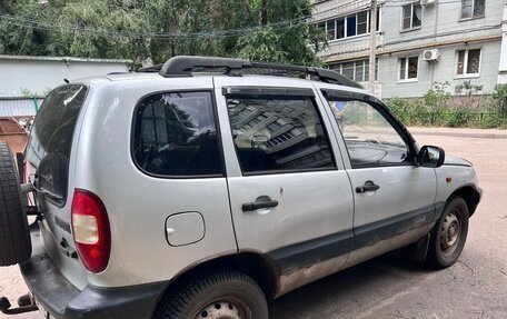 Chevrolet Niva I рестайлинг, 2004 год, 270 000 рублей, 3 фотография