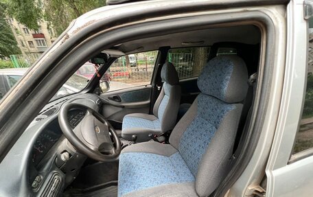 Chevrolet Niva I рестайлинг, 2004 год, 270 000 рублей, 9 фотография