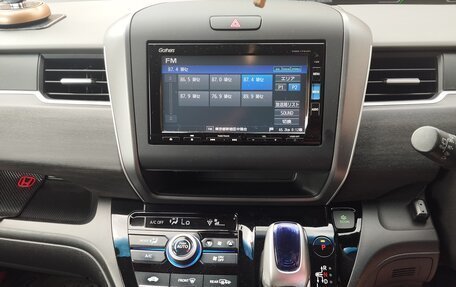 Honda Freed II, 2017 год, 1 850 000 рублей, 8 фотография