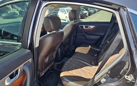 Infiniti QX70, 2016 год, 2 449 000 рублей, 12 фотография