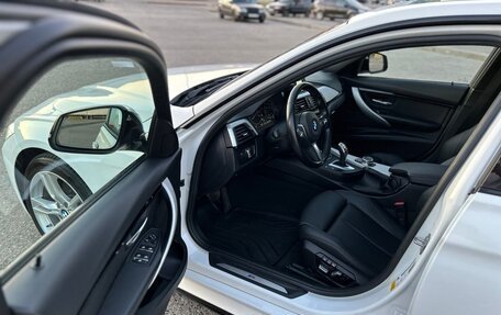 BMW 3 серия, 2018 год, 2 650 000 рублей, 16 фотография