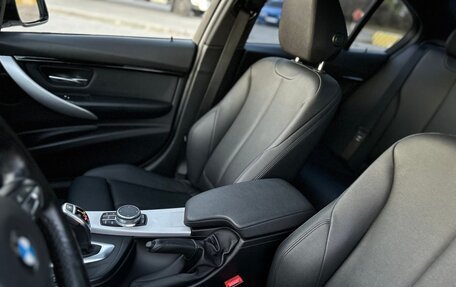 BMW 3 серия, 2018 год, 2 650 000 рублей, 25 фотография