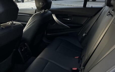 BMW 3 серия, 2018 год, 2 650 000 рублей, 35 фотография
