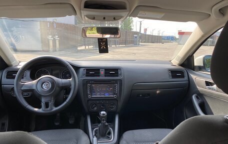Volkswagen Jetta VI, 2014 год, 990 000 рублей, 8 фотография