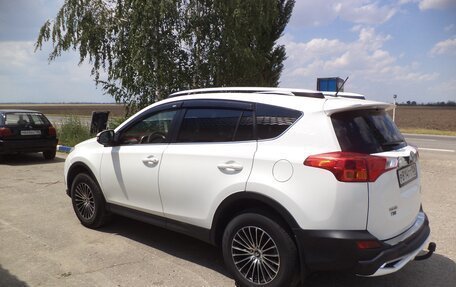 Toyota RAV4, 2014 год, 1 770 000 рублей, 4 фотография