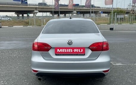 Volkswagen Jetta VI, 2013 год, 889 000 рублей, 5 фотография