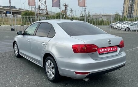 Volkswagen Jetta VI, 2013 год, 889 000 рублей, 6 фотография