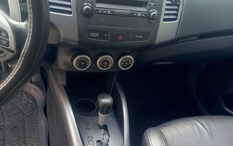 Mitsubishi Outlander III рестайлинг 3, 2007 год, 1 000 000 рублей, 6 фотография