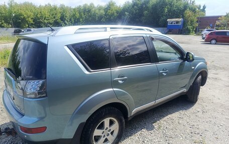 Mitsubishi Outlander III рестайлинг 3, 2007 год, 1 000 000 рублей, 4 фотография