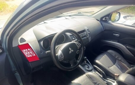Mitsubishi Outlander III рестайлинг 3, 2007 год, 1 000 000 рублей, 5 фотография