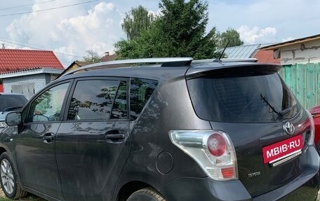 Toyota Verso I, 2012 год, 1 200 000 рублей, 2 фотография
