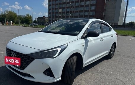 Hyundai Solaris II рестайлинг, 2020 год, 1 600 000 рублей, 2 фотография
