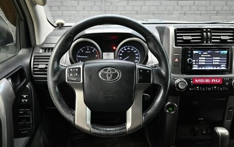 Toyota Land Cruiser Prado 150 рестайлинг 2, 2012 год, 3 010 000 рублей, 15 фотография
