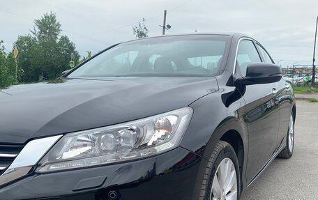 Honda Accord IX рестайлинг, 2013 год, 1 900 000 рублей, 3 фотография