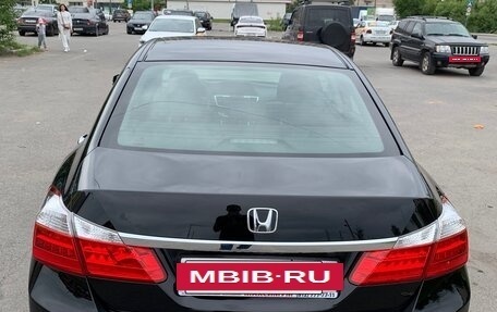 Honda Accord IX рестайлинг, 2013 год, 1 900 000 рублей, 2 фотография
