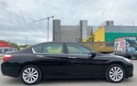 Honda Accord IX рестайлинг, 2013 год, 1 900 000 рублей, 7 фотография