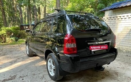 Hyundai Tucson III, 2008 год, 749 000 рублей, 3 фотография