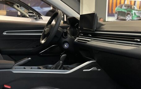Geely Emgrand, 2024 год, 2 243 990 рублей, 15 фотография