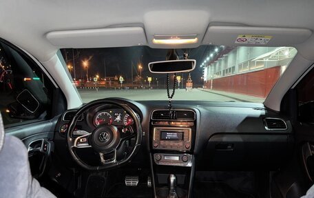 Volkswagen Polo VI (EU Market), 2016 год, 915 000 рублей, 8 фотография