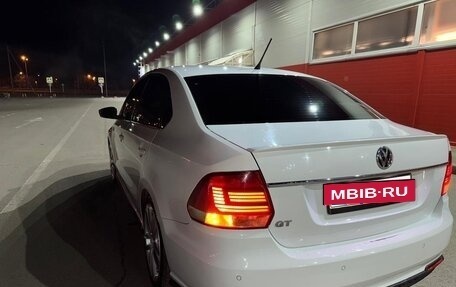 Volkswagen Polo VI (EU Market), 2016 год, 915 000 рублей, 3 фотография
