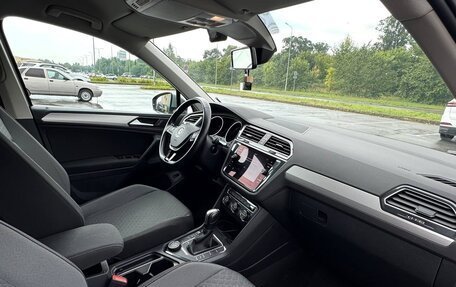 Volkswagen Tiguan II, 2020 год, 3 050 000 рублей, 11 фотография